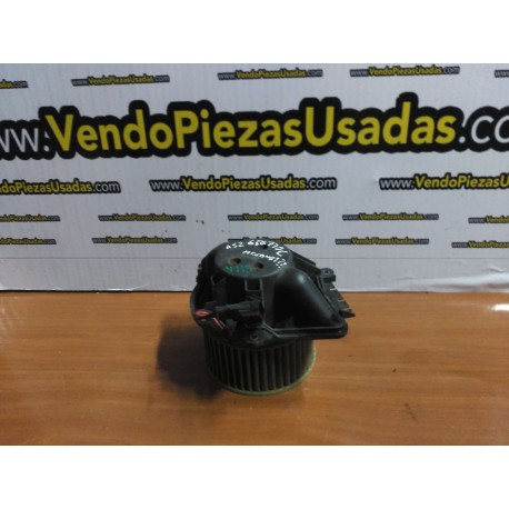 A52656770C MOTOR DE LA CALEFACCION RENAULT MEGANE 1 VARIAS UNIDADES EN DESPIECE DESGUACE